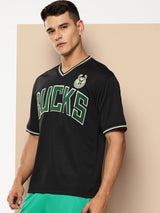 Milwaukee Bucks V-Neck Oversized T-Shirt