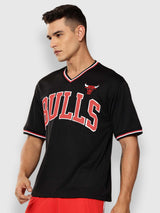 Chicago Bulls V-Neck Oversized T-Shirt