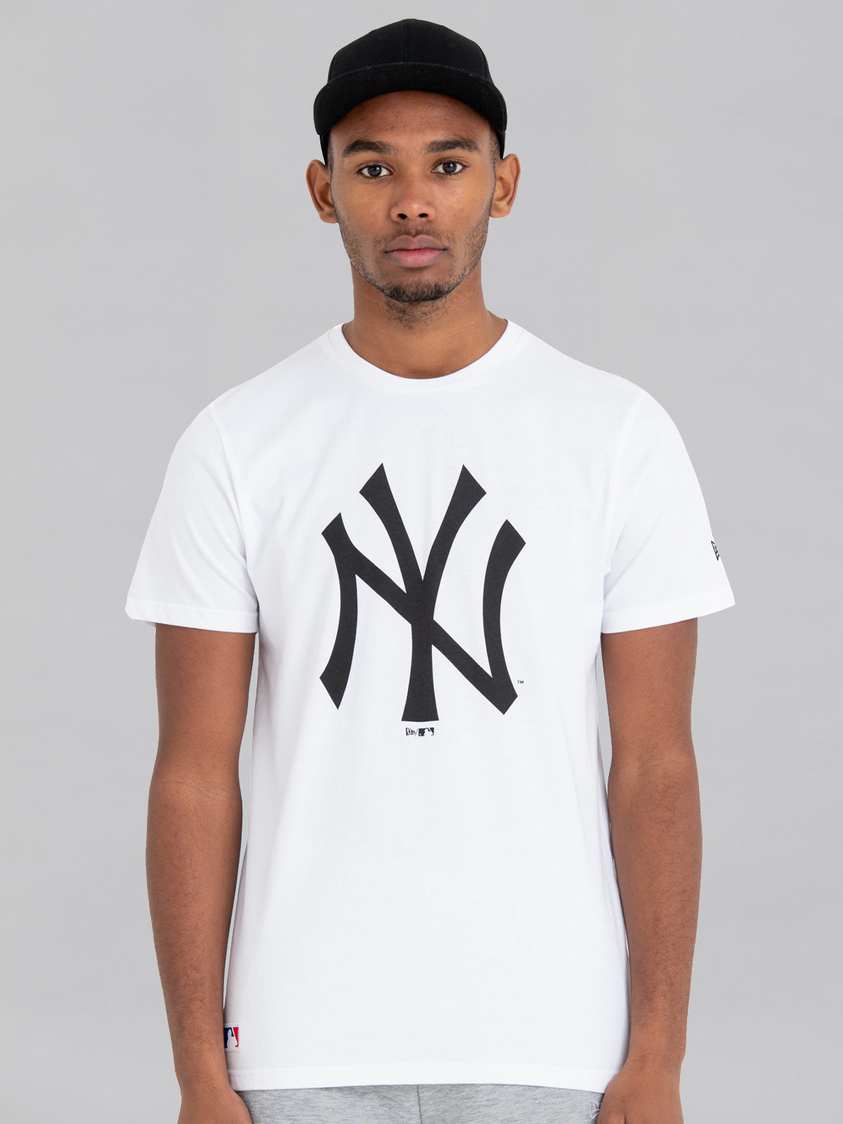 Women's New Era White New York Yankees Henley T-Shirt
