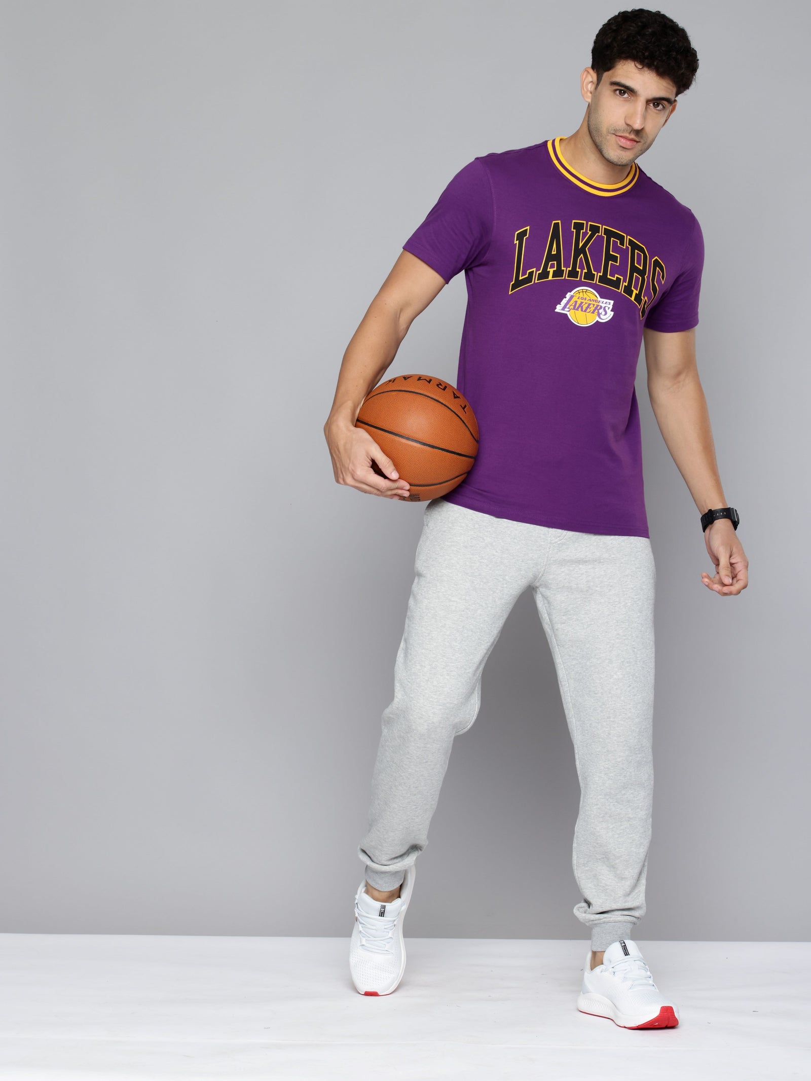 Tシャツ・カットソー LMC GIMME PUTT TEE purple 0LM23STS131PPL Los Angeles Lakers: Core Typography T Shirt - Purple – Shop