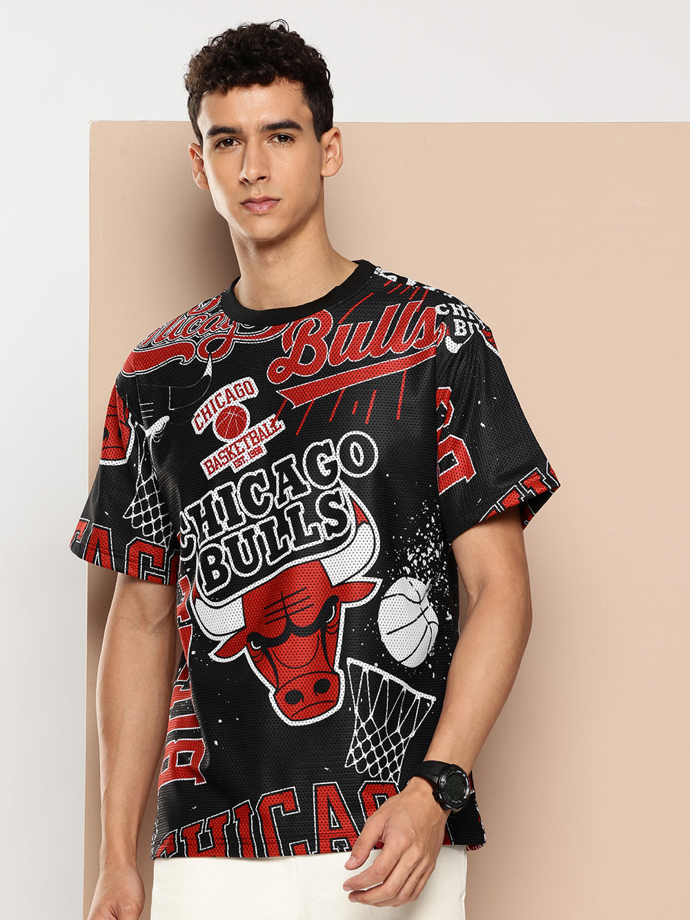 Chicago Bulls: Oversized Mesh AOP T Shirt – Shop The Arena
