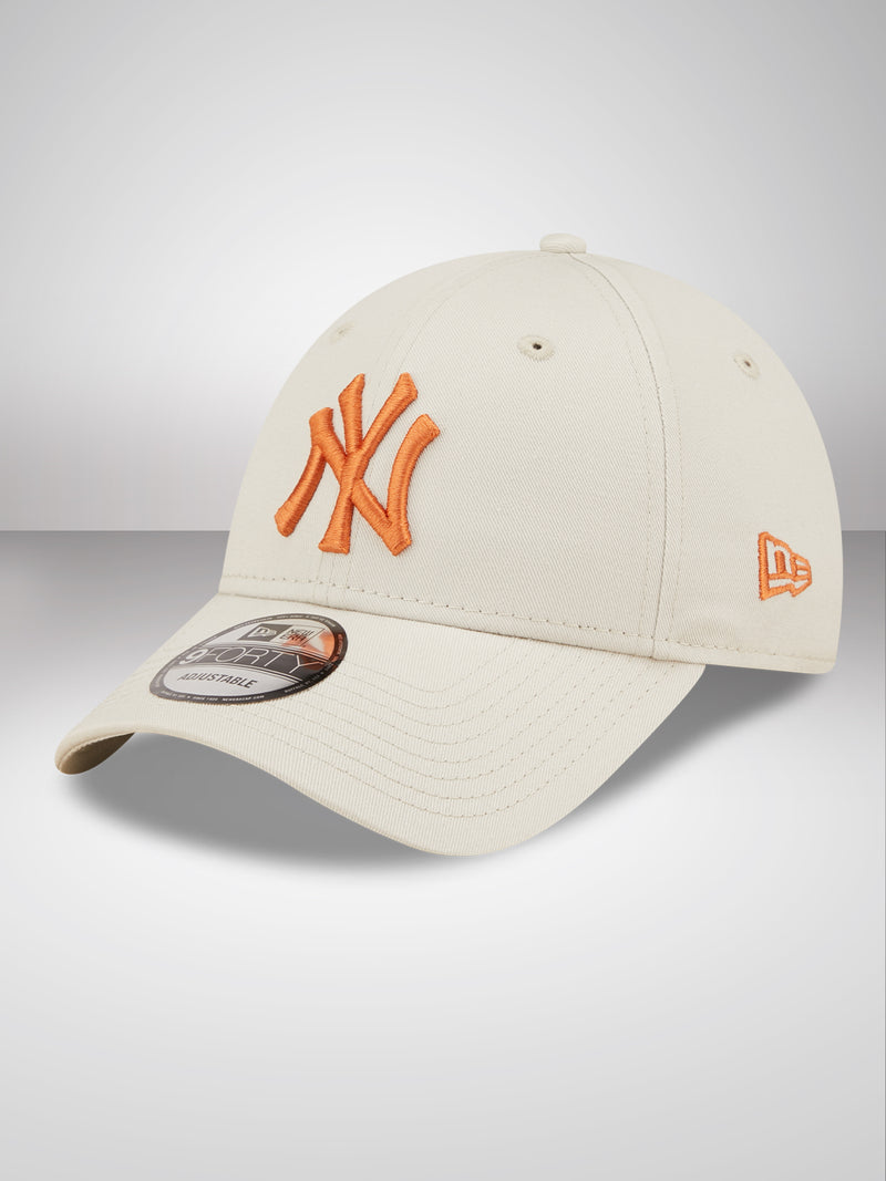 New York Yankees League Essential Cream 9FORTY Adjustable Cap