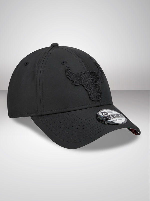 Chicago Bulls Game Play Black 9FORTY Adjustable Cap