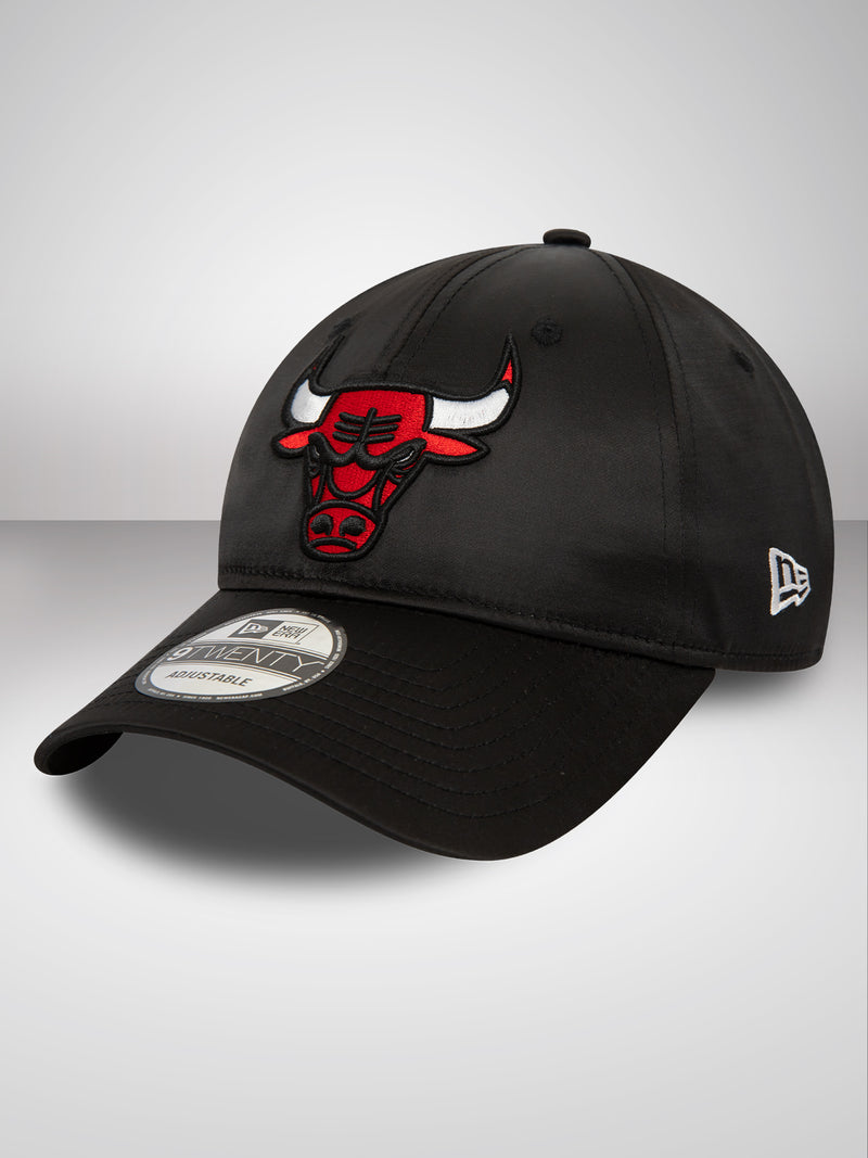Chicago Bulls NBA Satin Black 9TWENTY Adjustable Cap
