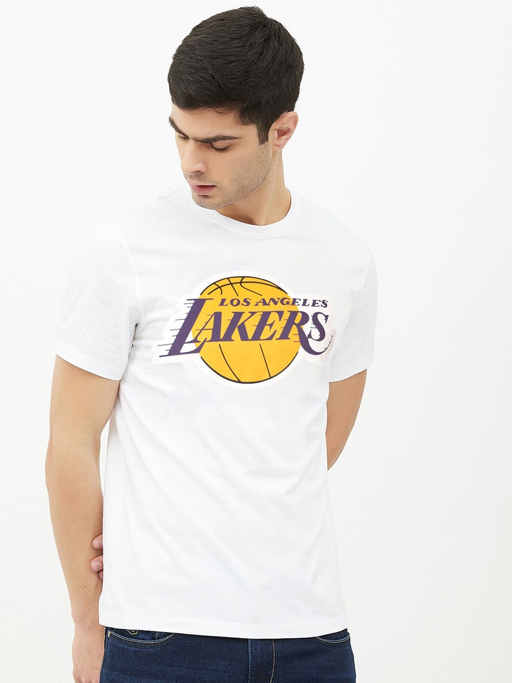 Los Angeles Lakers VネックTシャツ Mサイズ Los Angeles Lakers Essential Men's Nike NBA T-Shirt. Nike IN