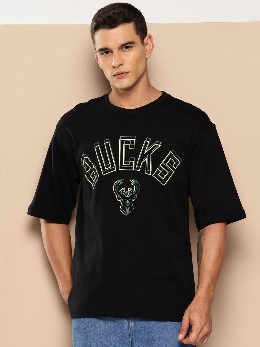 Milwaukee Bucks Midnight Black Oversized T-Shirt – Shop The