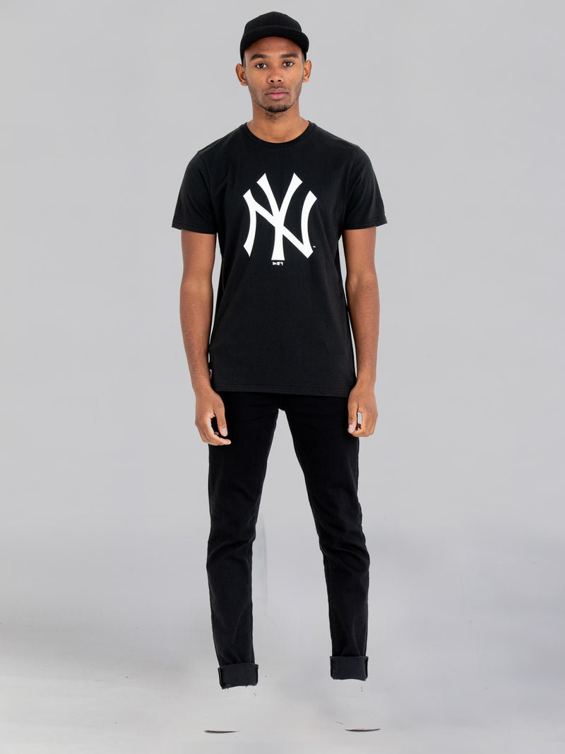 NEW ERA New York Yankees Team Logo Black T-Shirt  Men's \ Men's clothing \  T-shirts Brands \ #Marki - 4 \ New Era