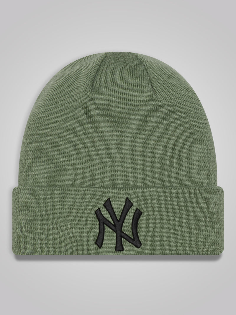 New York Yankees League Essential Green Beanie Hat